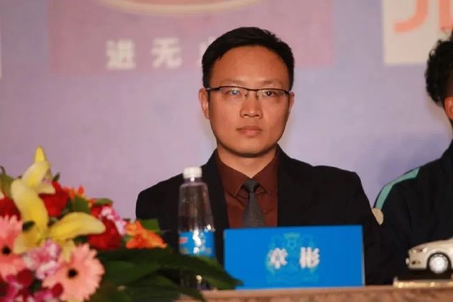 伊人视屏